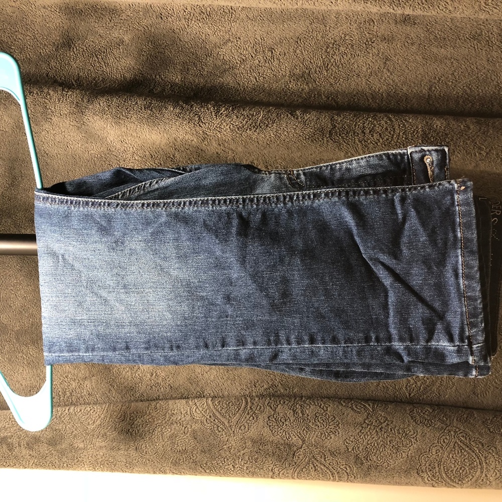 jeans